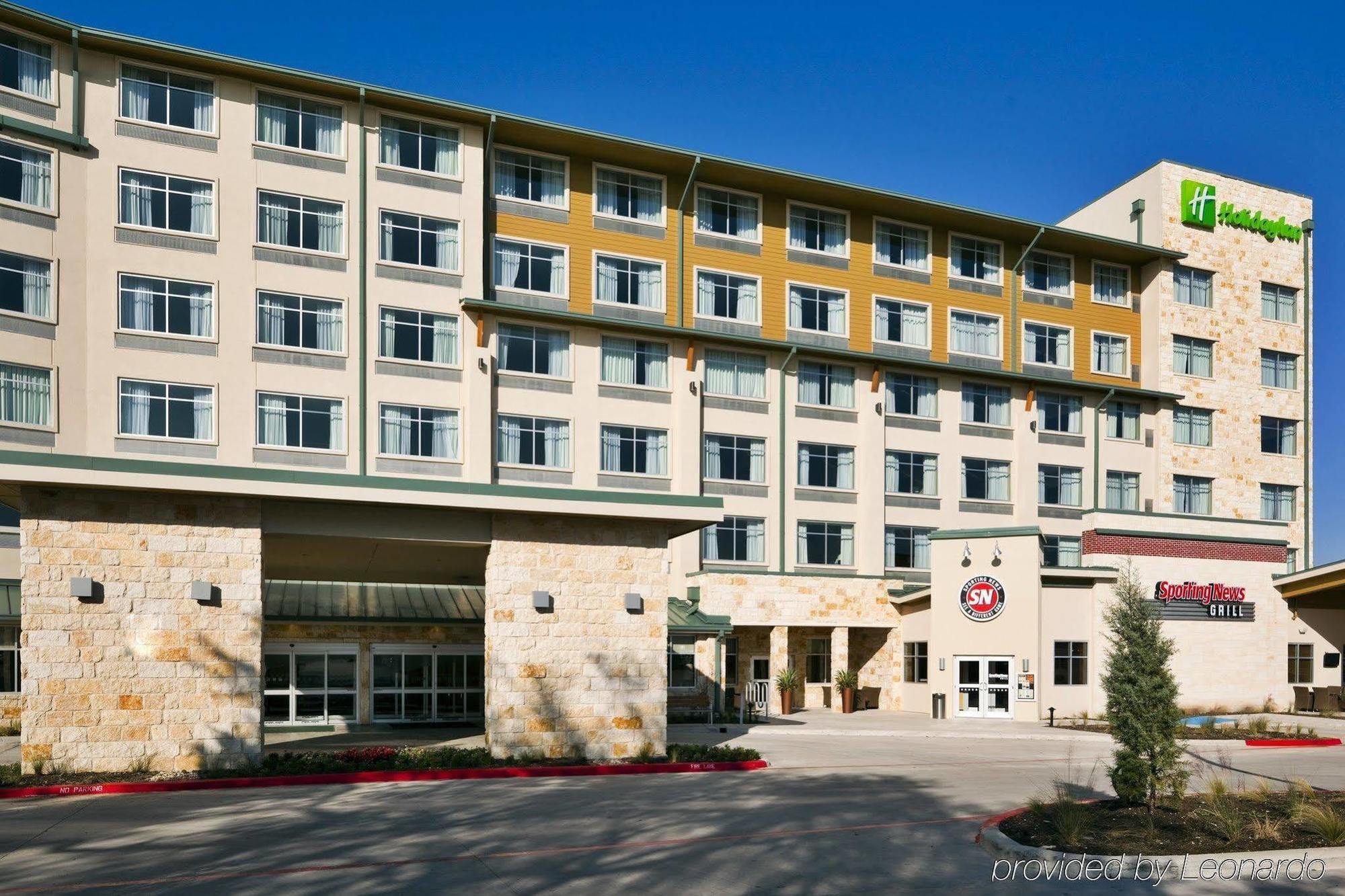 Holiday Inn San Antonio Northwest- Seaworld Area, An Ihg Hotel Exterior photo